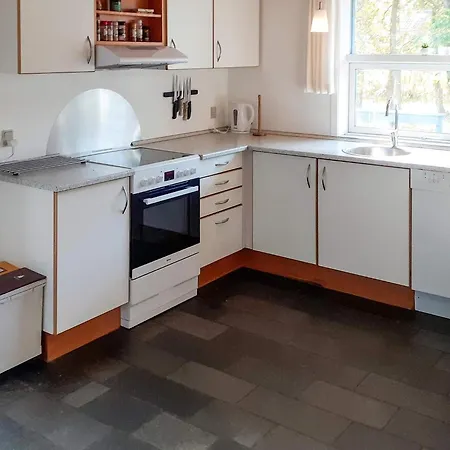 16 Person Holiday In בית נופש
